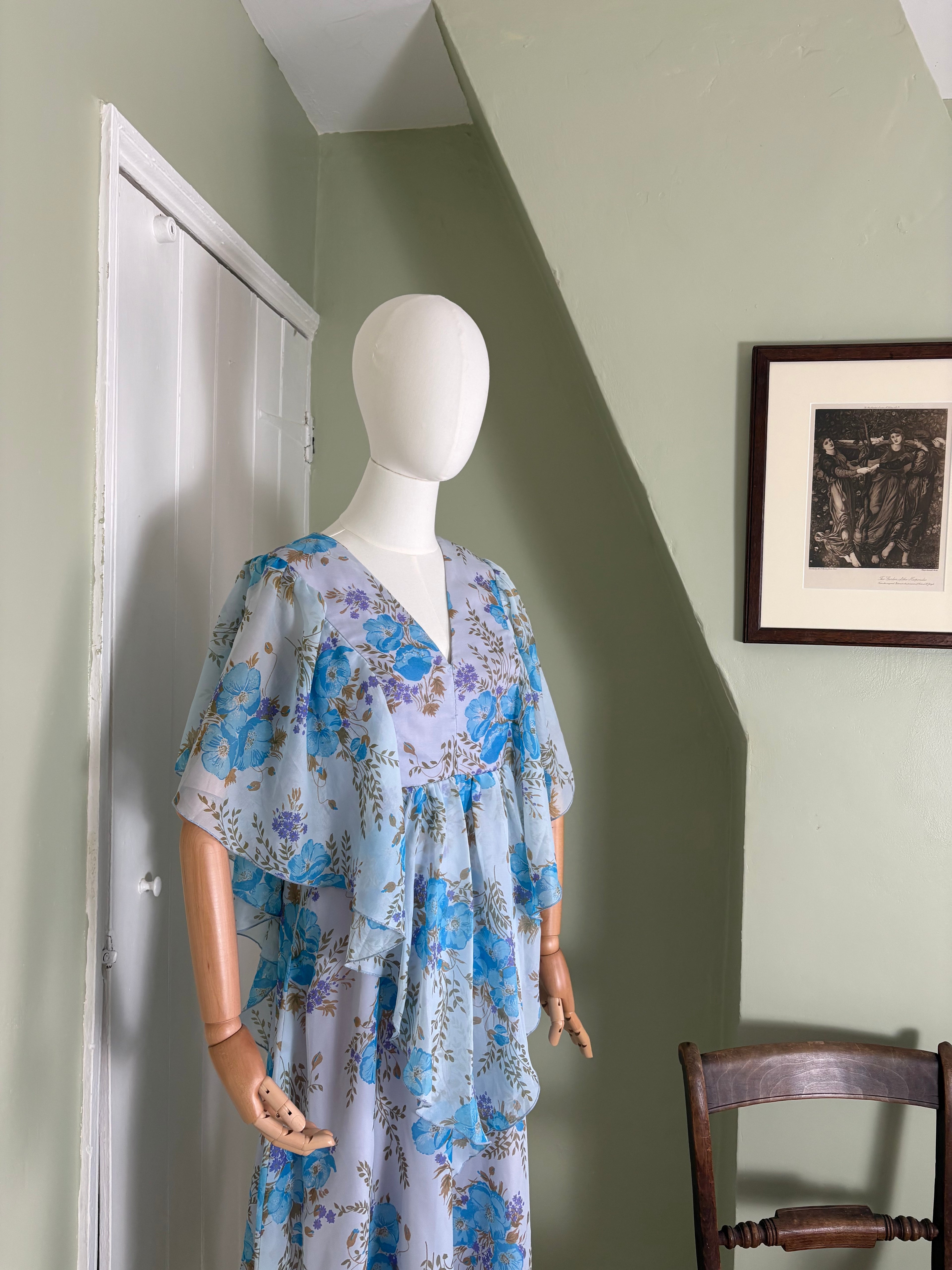 The Aven Dress