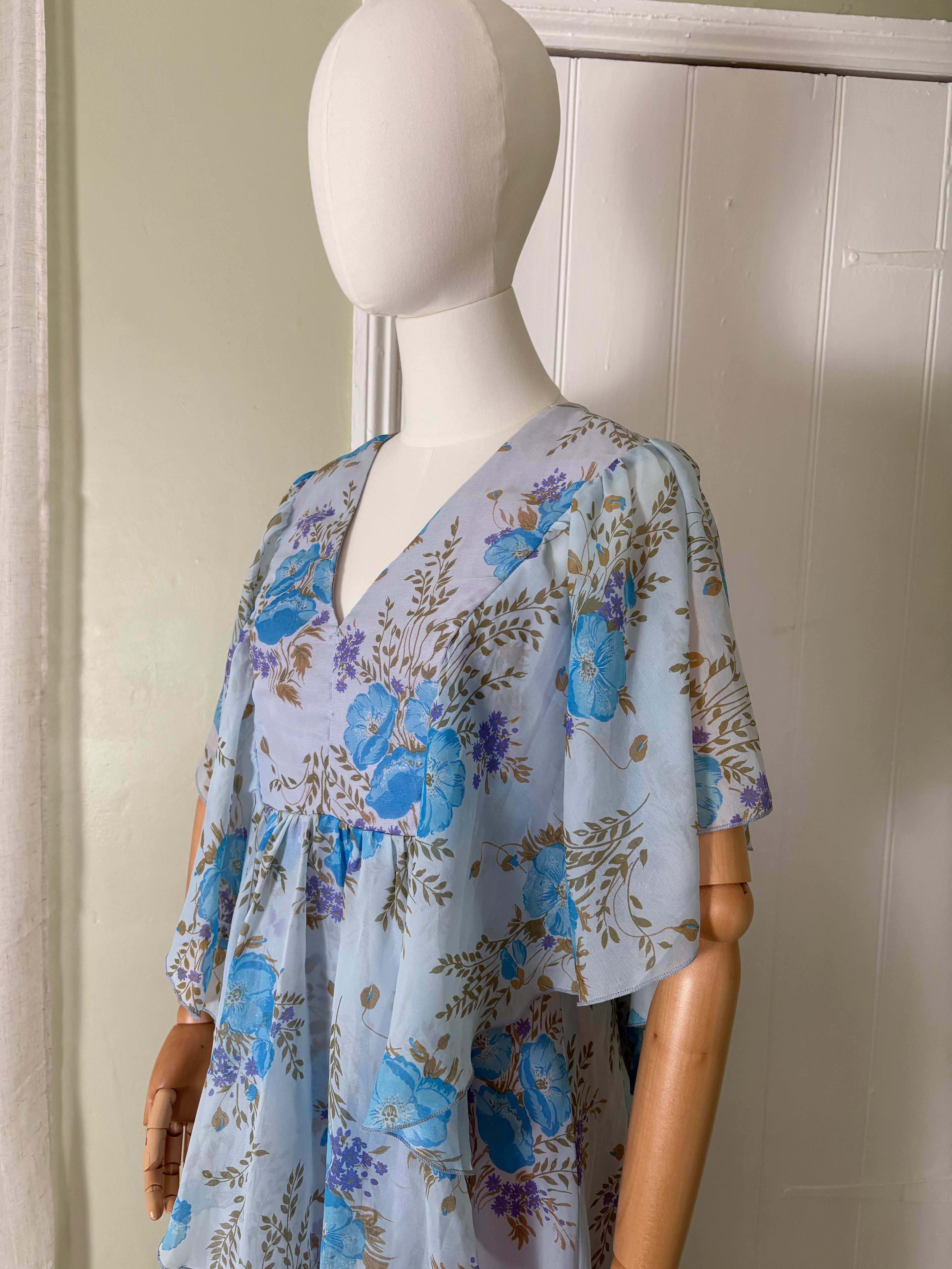 The Aven Dress